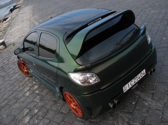 Peugeot 206 tuning: Kis játékos 5