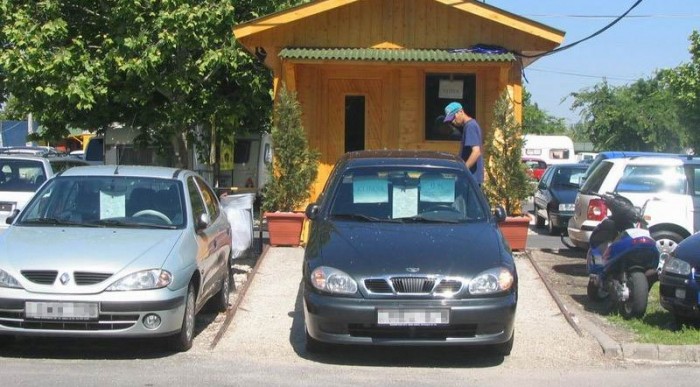 Drága a hely az autópiacon