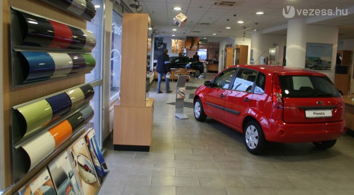 Miért várunk hónapokat autóra? 9 Ritka szín csak gyári rendelésből van