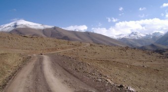 Autóverseny háborús zónákban