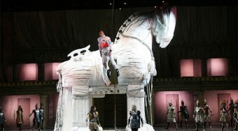 Hamiltont fellógatták