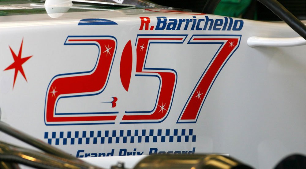 Barrichello ünnepel