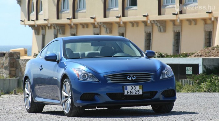 Elegáns és erős kupé a G37