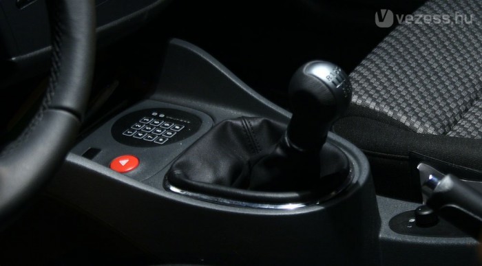 6-fokozatú a váltó