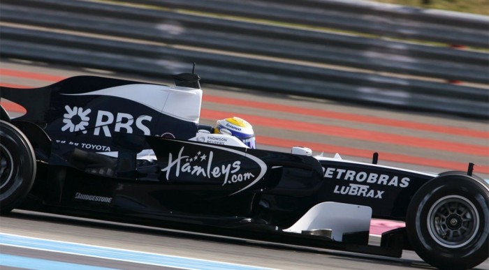 Hamilton lenyomta Räikkönent a teszten 7