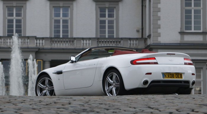 Erősebb V8-as Aston Martin 5