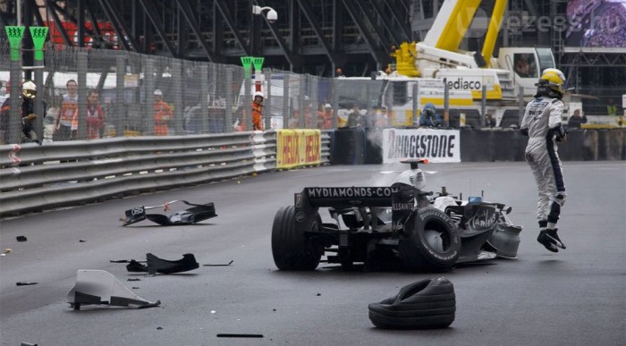 Hamilton uralkodott a káoszban 7