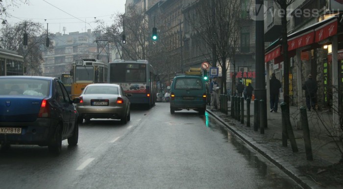 Tilosban parkolásért 30 ezer a bünti