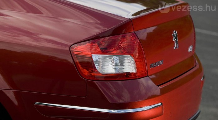 Megújult a Peugeot 407 6