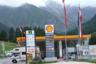 Jelentős üzemanyag-áremelés jön 59