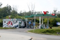 Jelentős üzemanyag-áremelés jön 54