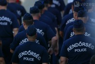 Vers a gyorshajtóknak 135 Vers a gyorshajtóknak 135