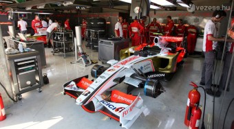 Nagyot fejleszt a kiscsapat