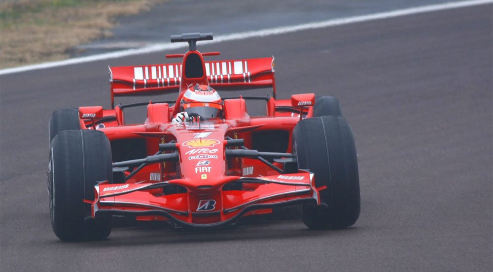 Räikkönen erős versenyt vár 19