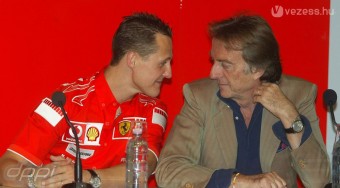 Schumacher újságíró lett