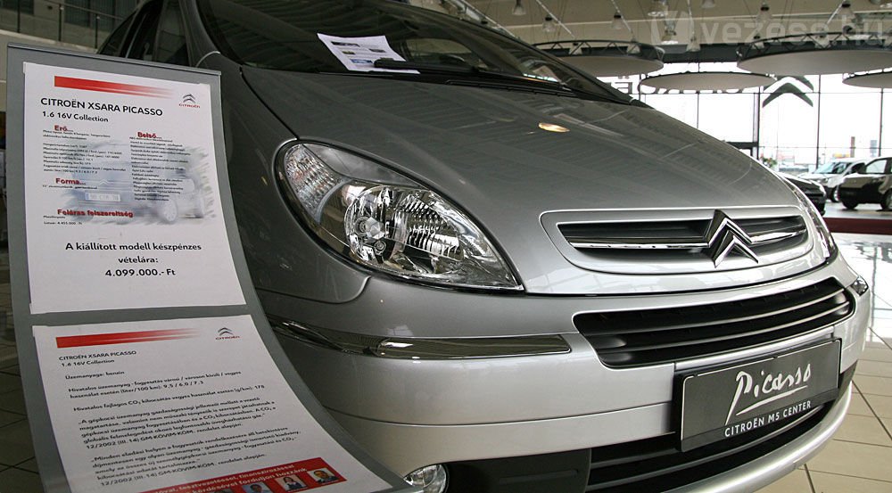 Csak a VW Golf kell a népnek 115 Csak a VW Golf kell a népnek 115
