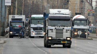 Zöldek: Nem kell olcsóbb benzin!