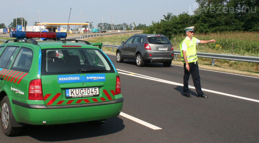 Rendőri ellenőrzés egész Budapesten 9