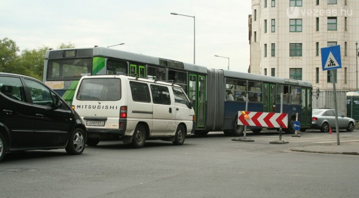 Hiába drágul, nő a dízelkereslet 8 | Vezess Sokaknak nem megoldás a BKV és a vonat