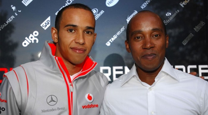 Lewisnak jobban megy