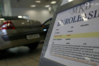 Szegény ember új autót vesz 32 Apró betűk