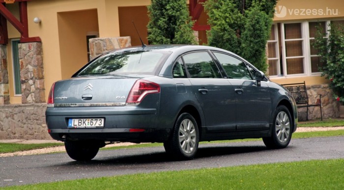 C4 Pallas: Maradona honfitársa 6 | Vezess Nem valami szép