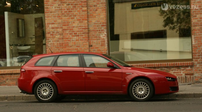 Stílusos autó, jó sok pénzért