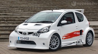 Őrült autó a Toyotától