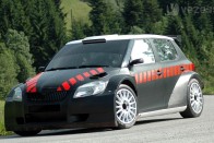 A bajnok kipróbálta a Skoda versenyautót 10 Hatfokozatú szekvenciális váltóval