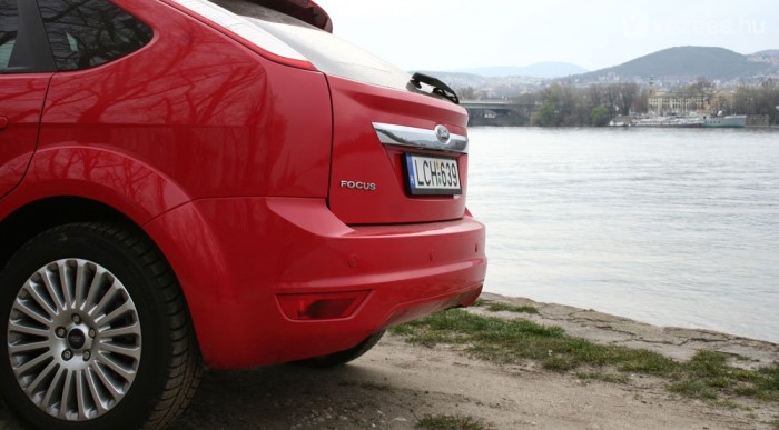 Új Focus + egy erős benzinmotor 6 | Vezess Formásabb lett