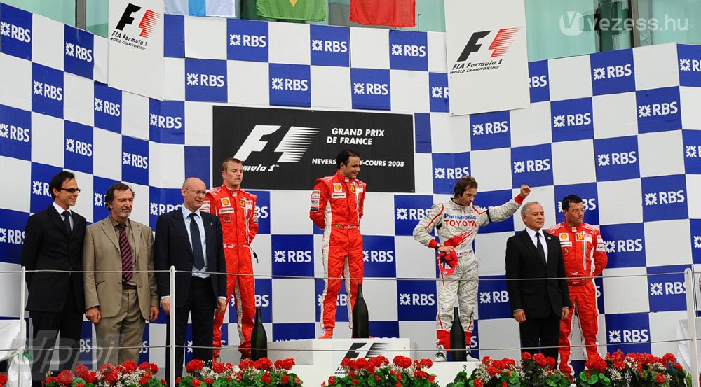 A Ferrari újabb kettős győzelmet aratott
