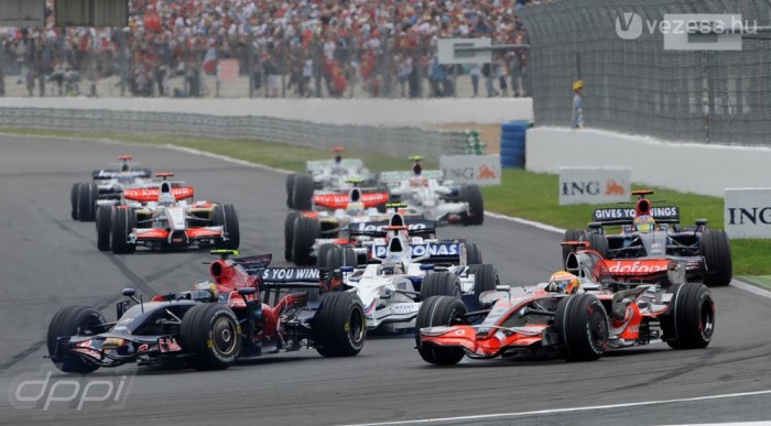 Hamilton nem előzött tisztán