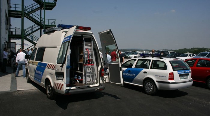 Sokat tejelünk a rendőröknek 7 | Vezess A technika