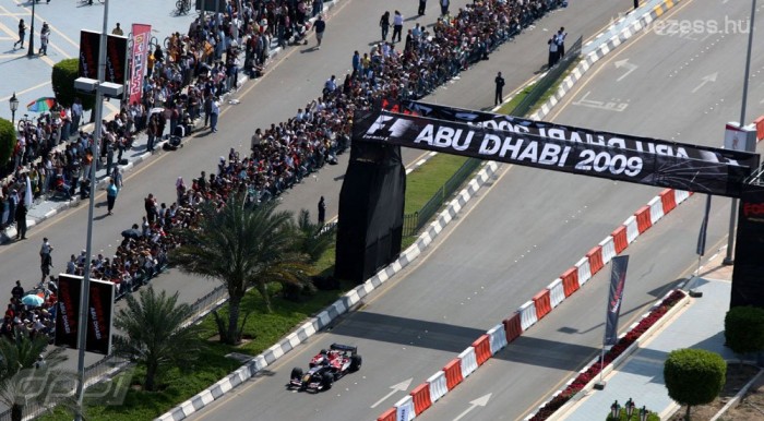 F1: Átépítik a nem létező pályát 6 | Vezess Még ráérnek a módosításra