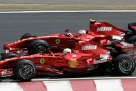 A Ferrari hosszú csatát vár 128