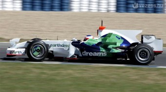 Hiába fejleszt a Honda?