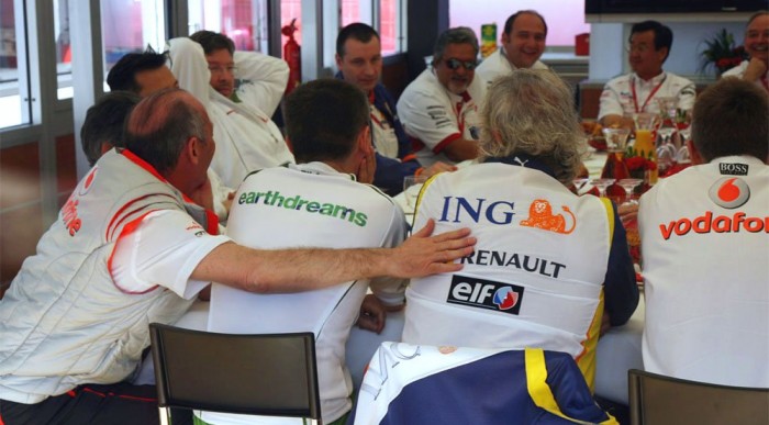 F1: A mumus csak jövőre megy 7 | Vezess Összefognak