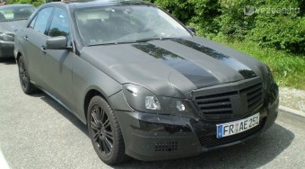 Exkluzív: Titkos Mercedesek a parkolóban