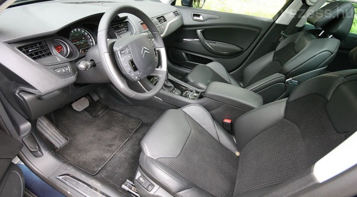 Tágas első osztály