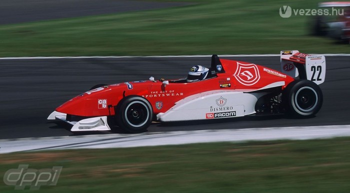 Räikkönen győzni megy Angliába 5 | Vezess Kimi Formula Renault-ban