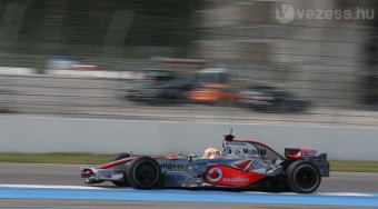 Hamilton verhetetlen?