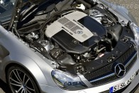 Kézzel készül mindegyik AMG motor