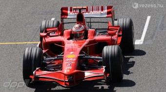 Kimi kánikulát szeretne