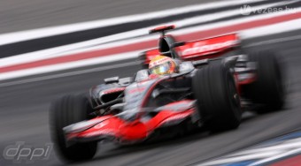 Hamilton csalással táltosodott meg?