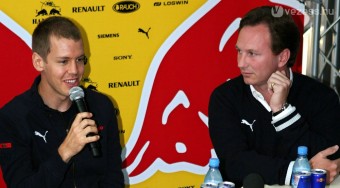 Hivatalos: Vettelt elvitte a Red Bull