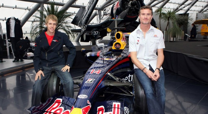 Hivatalos: Vettelt elvitte a Red Bull 6 | Vezess Az öreg skótot váltja majd