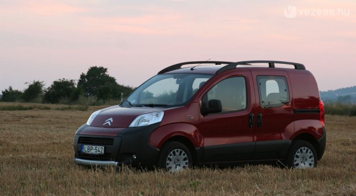 Családcentrikus gépezet