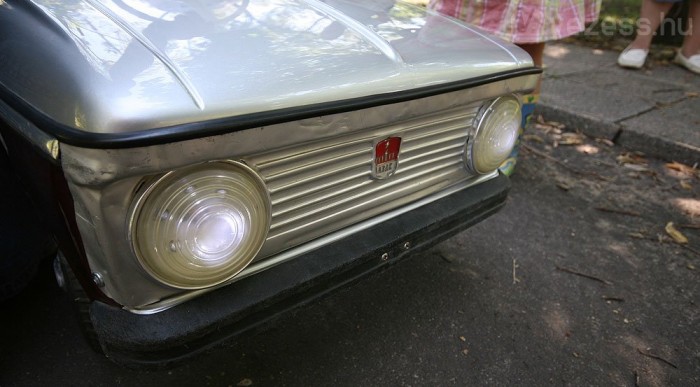 Pábááám, LED-es fényszóró