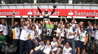 Piquet hibátlanul versenyzett