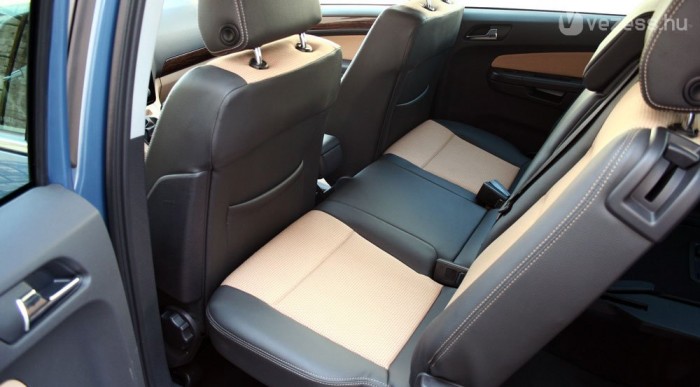 Előre tolhatjuk a lábnélküliek kedvéért